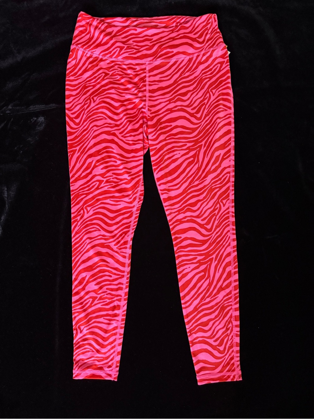 NWT $44.50 CABANA Crown & Ivy Pink Red Zebra Print Leggings Size L Athletic 80's